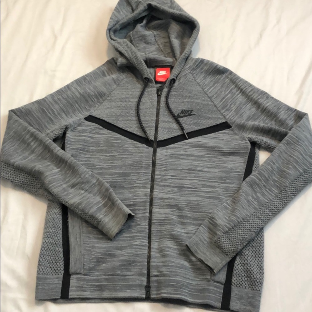 Nike Techknit Windrunner